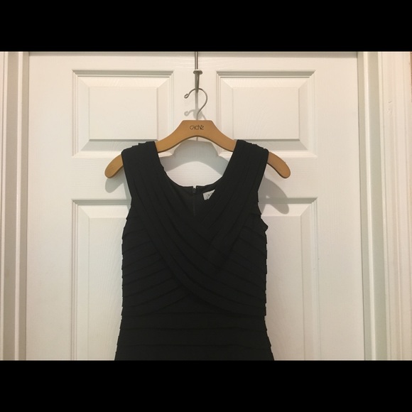 Cache Black Dress, Size 6. - Picture 3 of 5